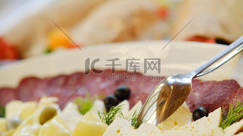 休闲食品批发，如何挑选优质厂家？**